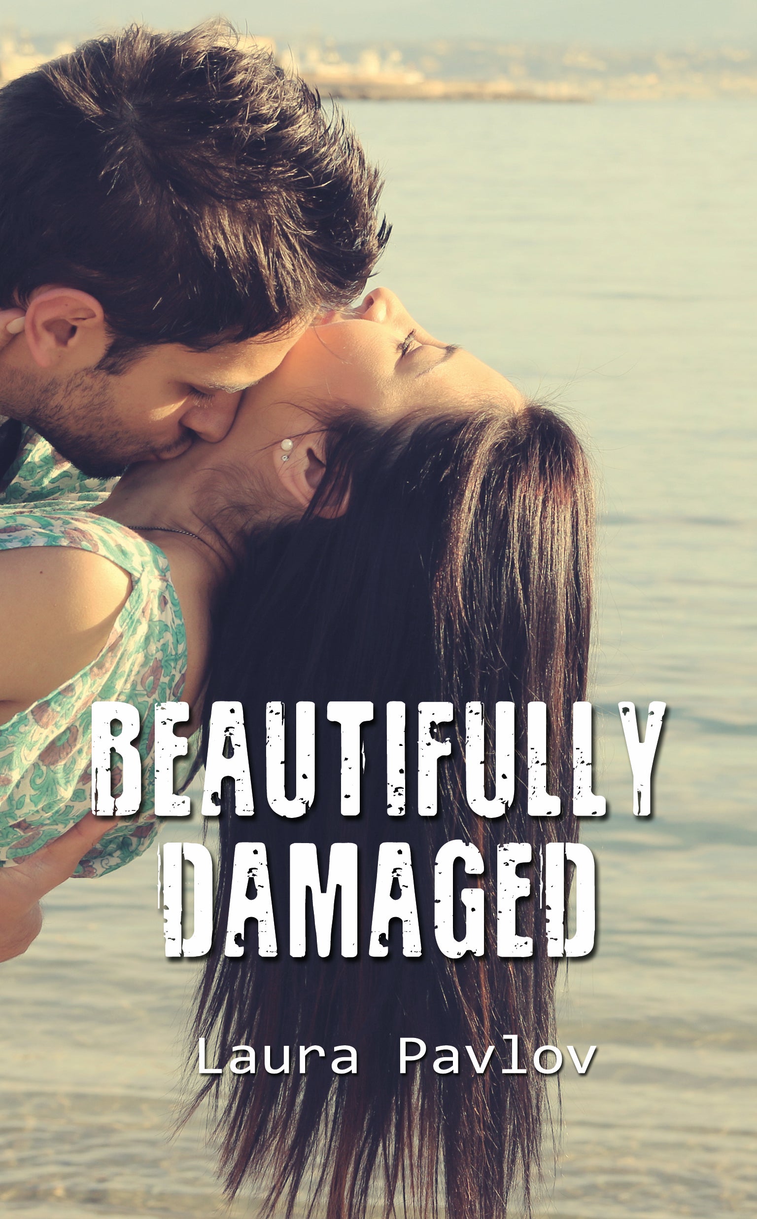 BeautifullyDamaged_w13112